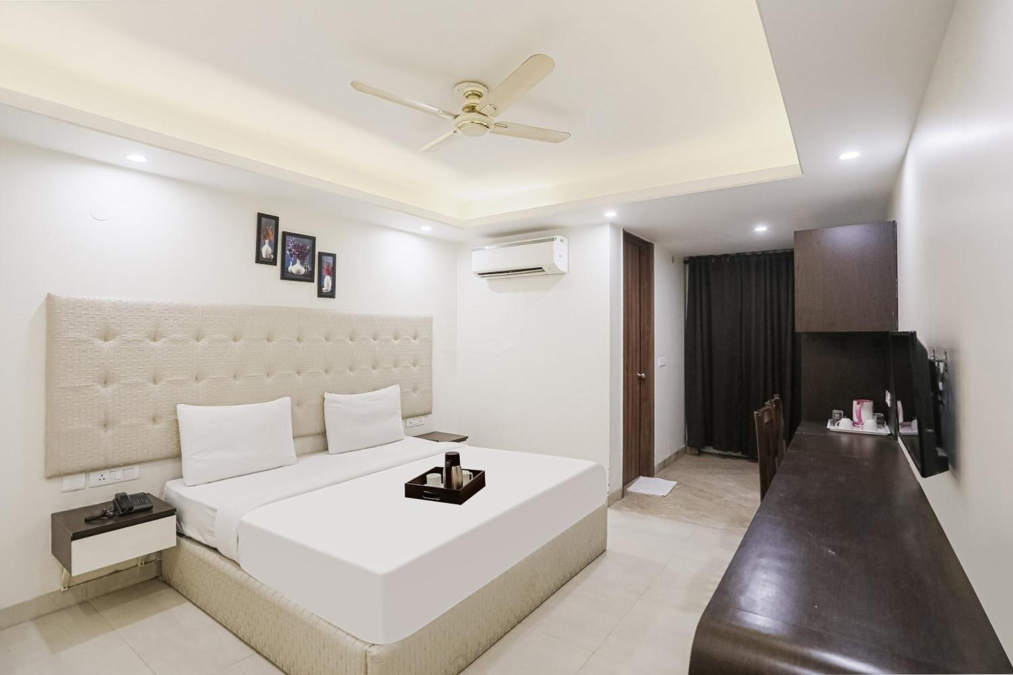 Townhouse The Amv Hotel Gurgaon Exterior foto